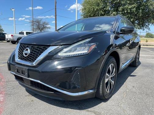 Photo 3 of 32 of 2020 Nissan Murano SV