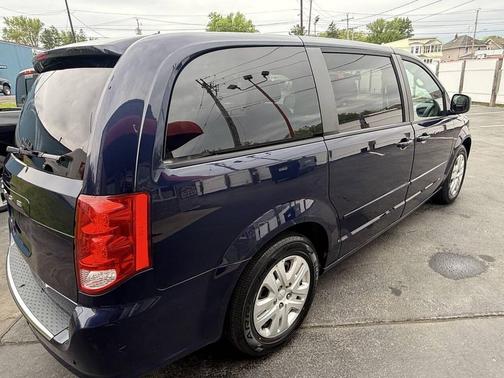 True Blue Pearlcoat 2015 Dodge Grand Caravan AVP/SE