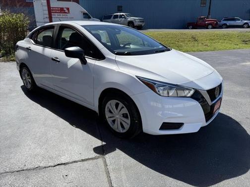 2020 Nissan Versa 1.6 S