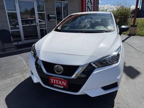 2020 Nissan Versa 1.6 S