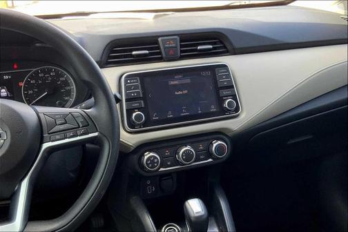 2021 Nissan Versa 1.6 SV