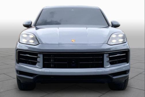 Black 2024 Porsche Cayenne Cayenne