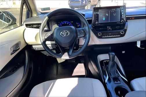 2022 Toyota Corolla Hybrid LE