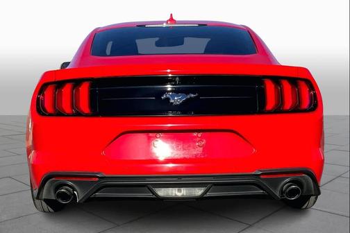 2021 Ford Mustang EcoBoost