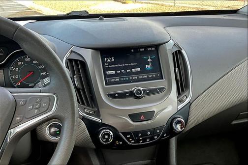 2017 Chevrolet Cruze LT