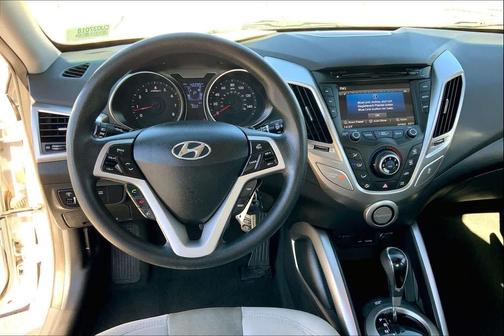 2012 Hyundai Veloster Base