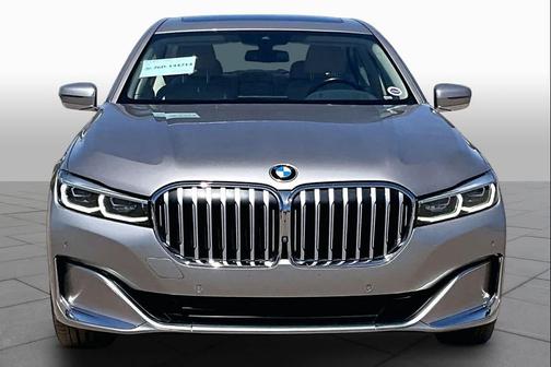 Silver 2020 BMW 750 i xDrive