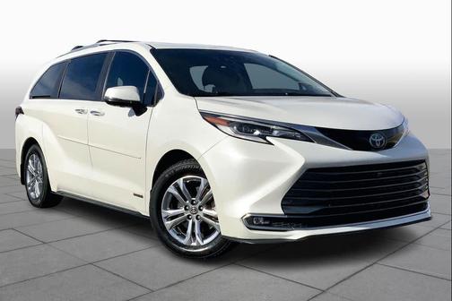 2021 Toyota Sienna Platinum