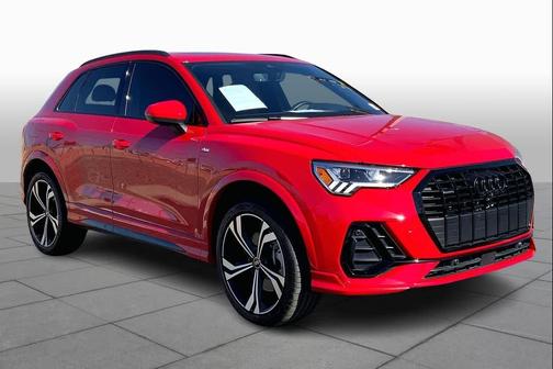 2024 Audi Q3 45 S line Premium Plus