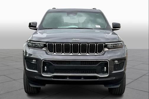 Baltic Gray Metallic Clearcoat 2021 Jeep Grand Cherokee L Overland