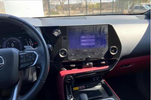 2024 Lexus NX 350h Premium