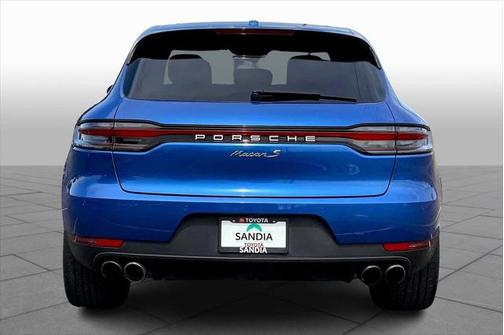 2021 Porsche Macan Base