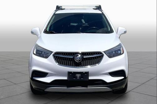 Summit White 2018 Buick Encore Preferred