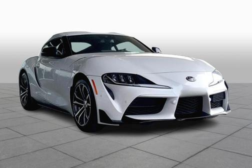 Photo 2 of 30 of 2022 Toyota Supra 2.0