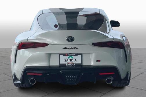 Photo 4 of 30 of 2022 Toyota Supra 2.0