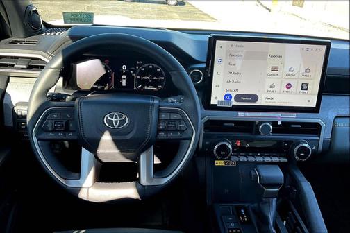 2025 Toyota 4Runner Hybrid Trailhunter