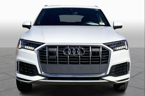2023 Audi Q7 45 Premium Plus