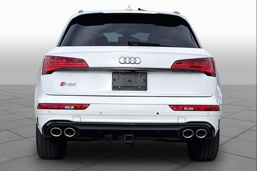 White 2021 Audi SQ5 3.0T Prestige