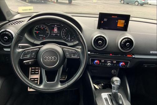 2018 Audi A3 e-tron 1.4T Premium