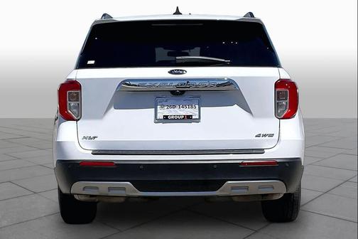 Oxford White 2021 Ford Explorer XLT