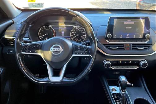 2022 Nissan Altima SR VC-Turbo FWD