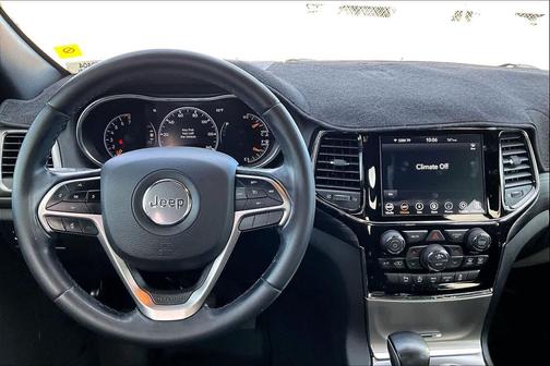 2020 Jeep Grand Cherokee Laredo