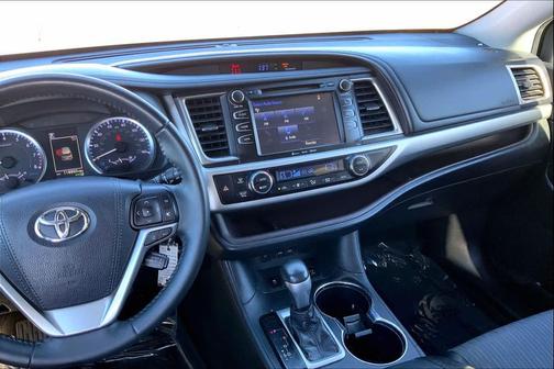 2019 Toyota Highlander LE Plus