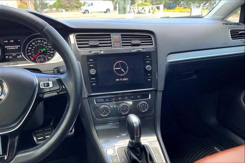 2018 Volkswagen Golf Alltrack TSI SE