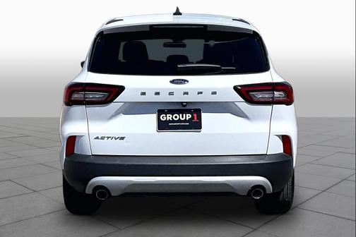 Oxford White 2025 Ford Escape Active