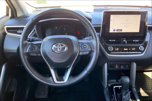 2024 Toyota Corolla Cross XLE