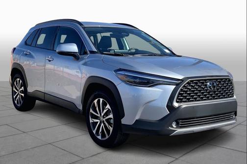 2024 Toyota Corolla Cross XLE