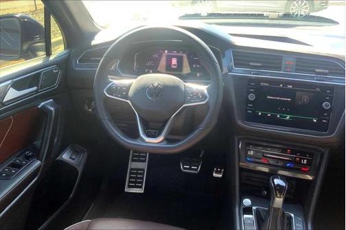 2022 Volkswagen Tiguan 2.0T SEL R-Line 4MOTION