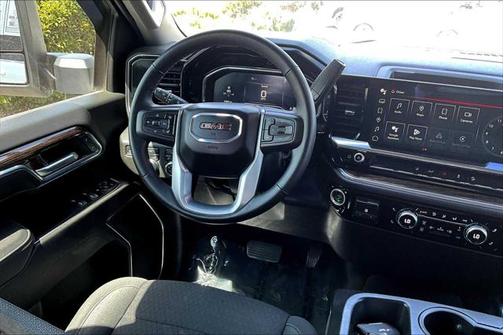 2024 GMC Sierra 2500 SLE