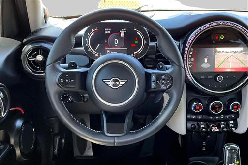 Chili Red 2023 MINI Hardtop Cooper S