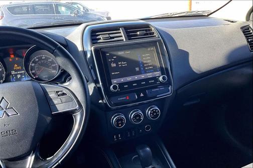 2020 Mitsubishi Outlander Sport SE