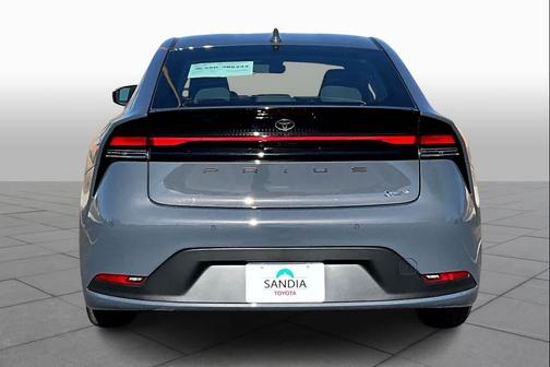 2025 Toyota Prius LE