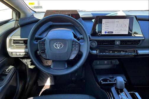 2025 Toyota Prius LE