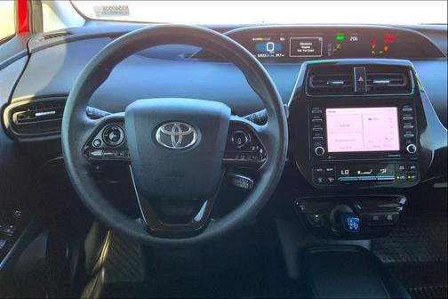 2022 Toyota Prius LE