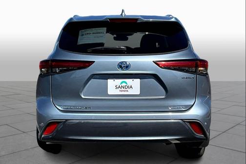 2022 Toyota Highlander Hybrid Limited