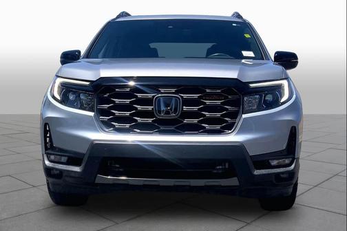 Lunar Silver Metallic 2024 Honda Passport AWD TrailSport