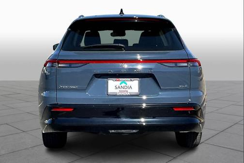 2025 Toyota Crown Signia XLE