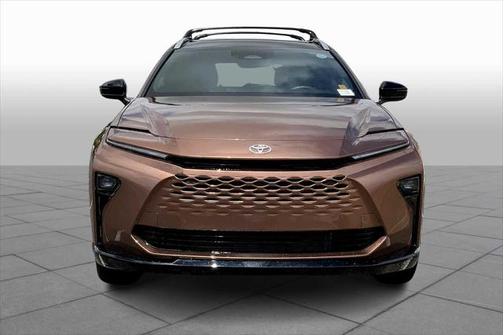 2025 Toyota Crown Signia Limited