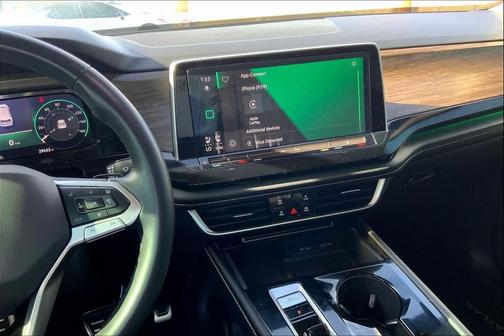 2024 Volkswagen Atlas 2.0T SEL Premium R-Line 4MOTION