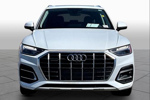 Glacier White Metallic 2024 Audi Q5 40 Premium Plus