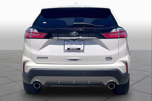 White Platinum Metallic Tri-Coat 2019 Ford Edge SEL