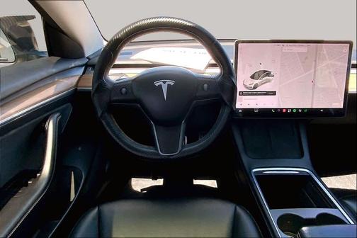 Pearl White Multi-Coat 2021 Tesla Model 3 Performance