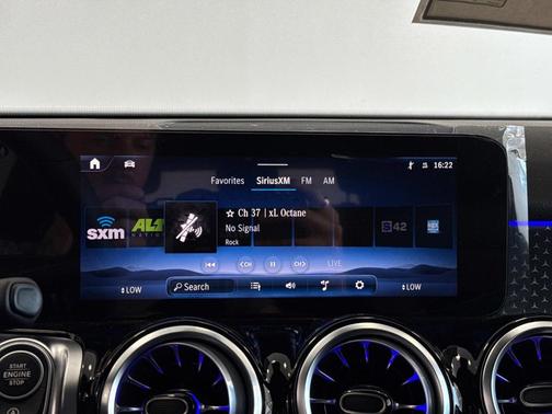 2025 Mercedes-Benz GLB 250 Base 4MATIC