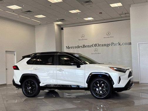 2022 Toyota RAV4 Hybrid XSE