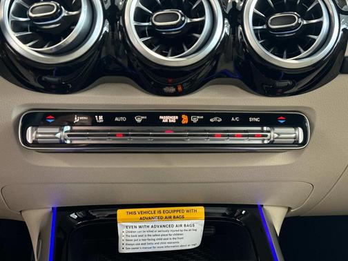 2025 Mercedes-Benz GLB 250 Base