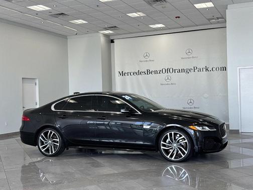 2024 Jaguar XF R-Dynamic SE